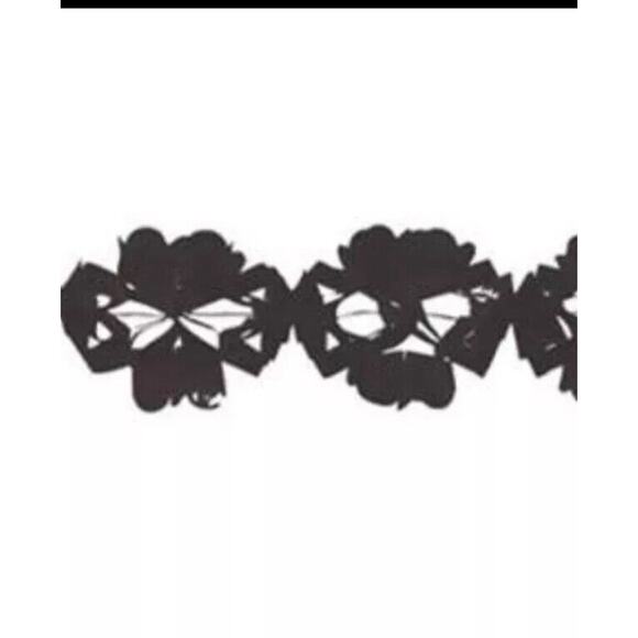 Creative Converting Tissue Garland Party‎ Decor, 6” x 10' Long, Black - Picture 3 of 3